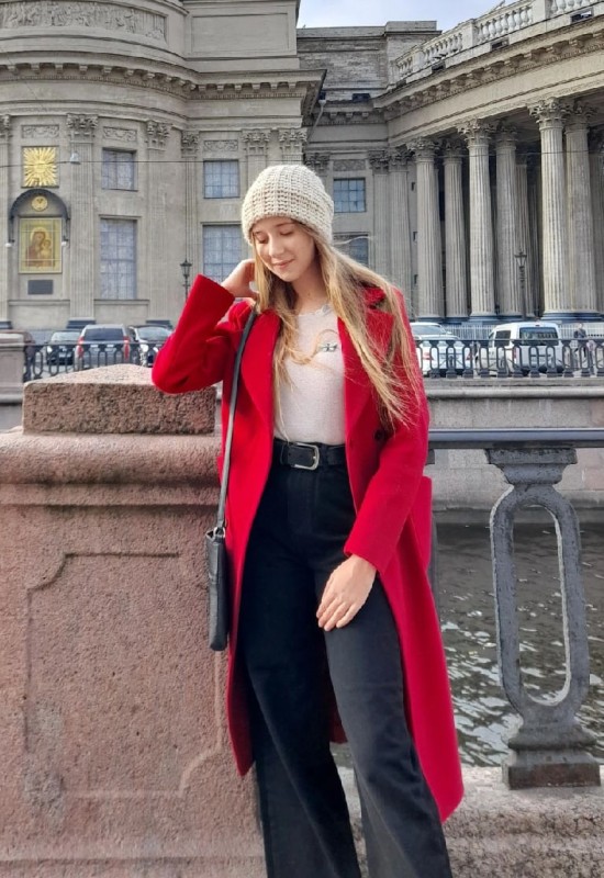 Ekaterina • 22 • Росія