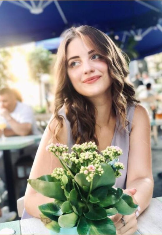 Molodia • 26 • Ukraine 🇺🇦