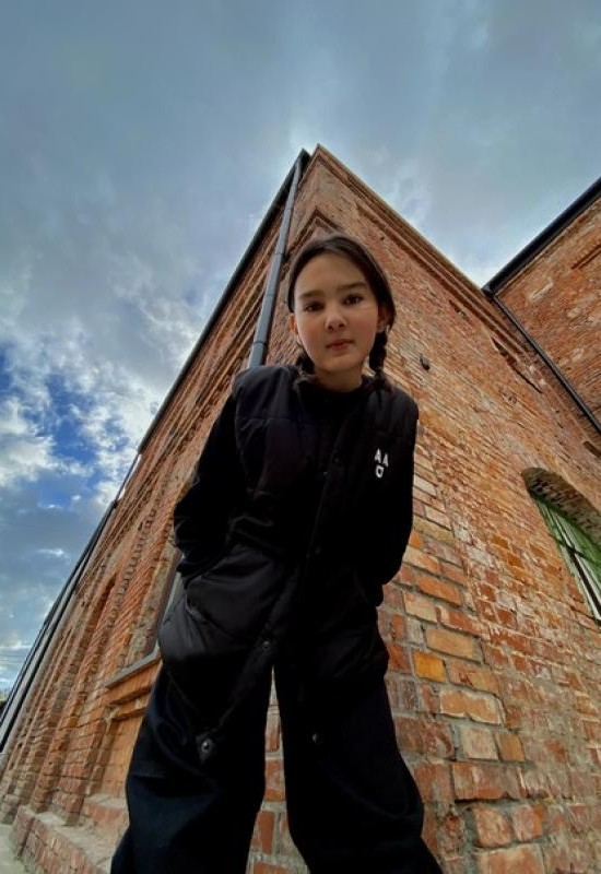 Nadia • 20 • Russia