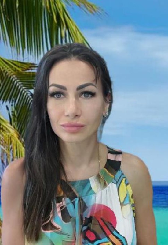 Natalia • 45 • Russie