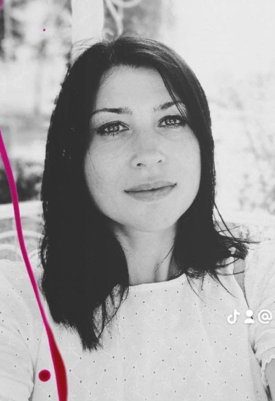 Angela • 46 • Poland