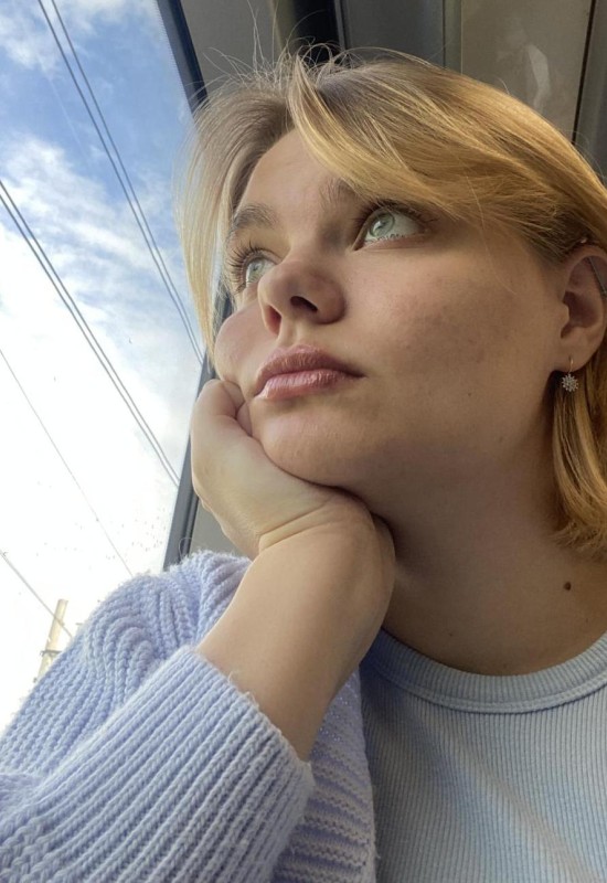 Sofia • 37 • Russia