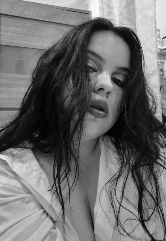 Sophia • 21 • Russia