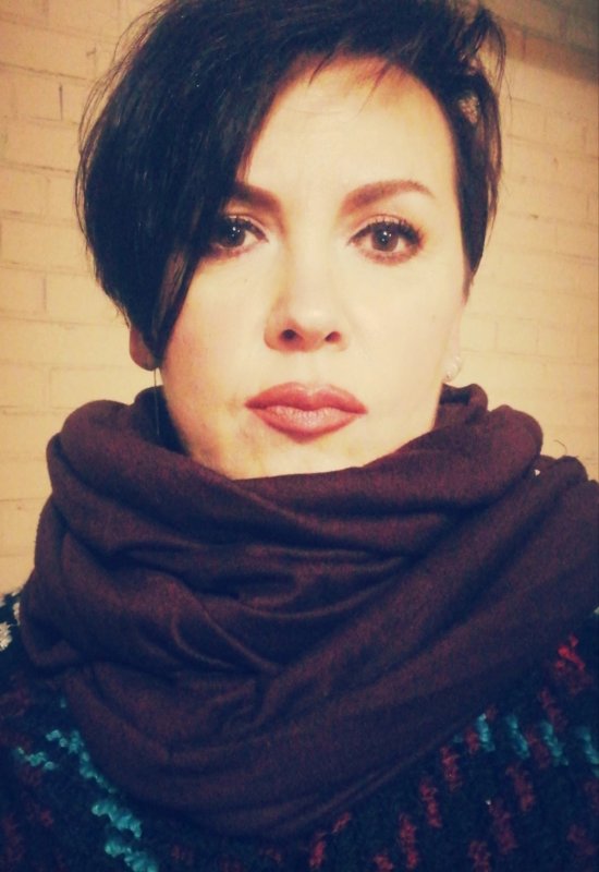 Olga • 61 • Russie