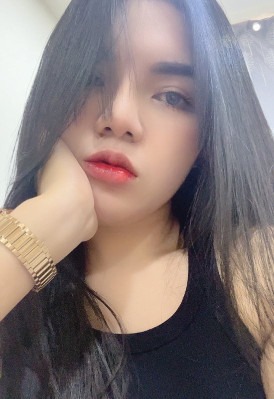 Pear • 40 • Thailand