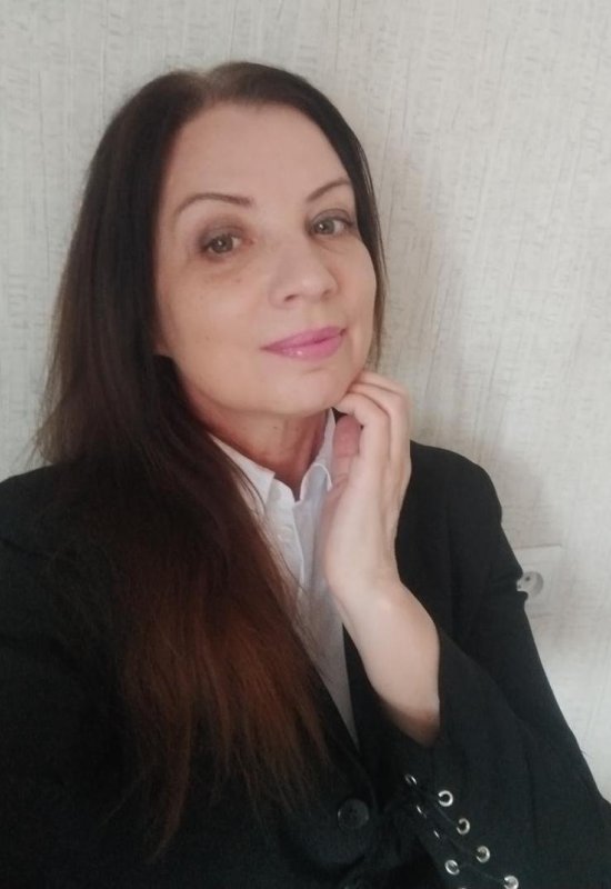 Tania • 57 • Russie