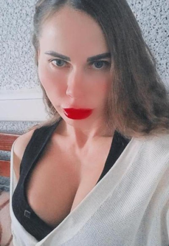 Evgenia • 41 • Russia