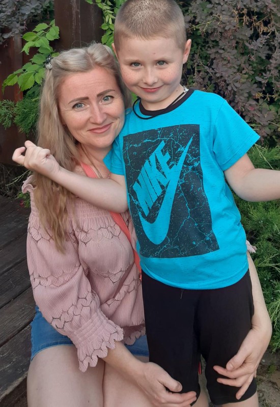 Lena • 47 • Ukraine 🇺🇦