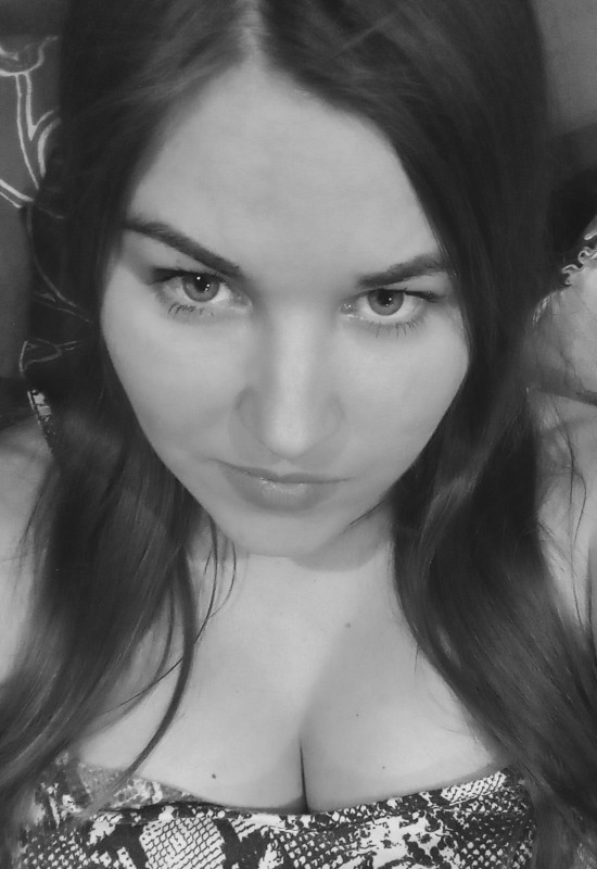 Ulyana • 35 • Ukraine 🇺🇦