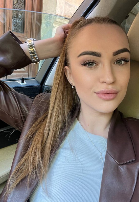 Vika • 30 • Etats-Unis