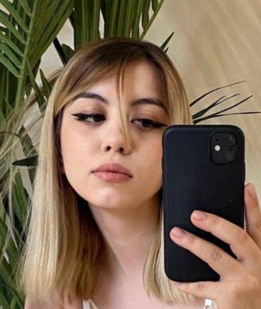 Roman, 27
