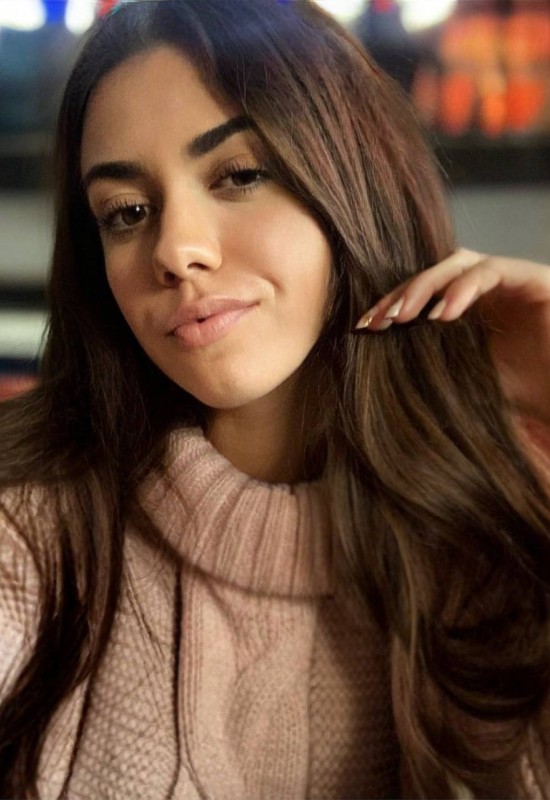 Yaroslava • 25 • Ukraine 🇺🇦