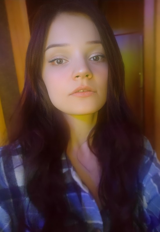 Anna • 28 • Russia