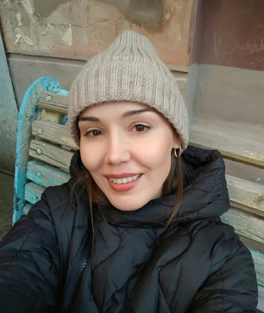 Anna, 45