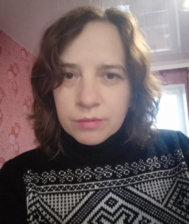 Olena, 43