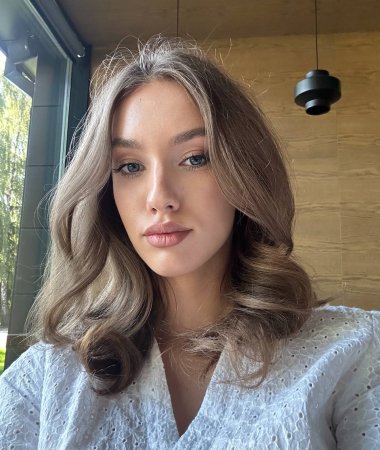 Alina, 24