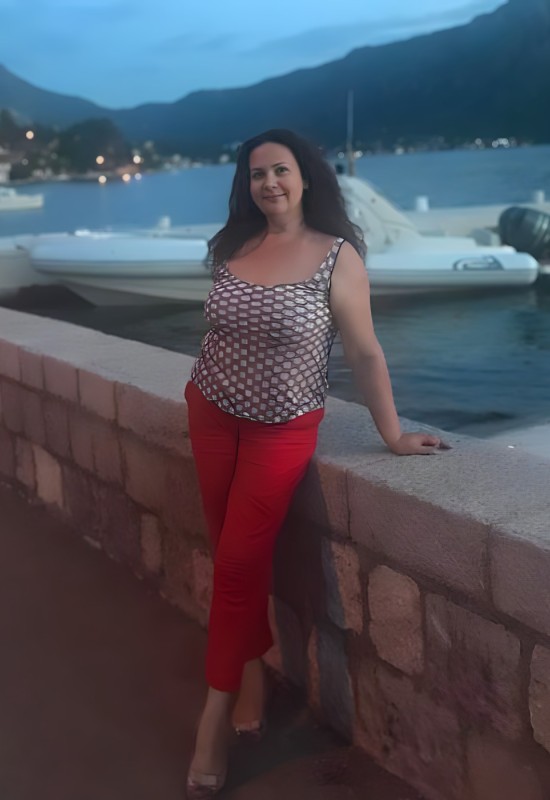 Natalia • 50 • Russie