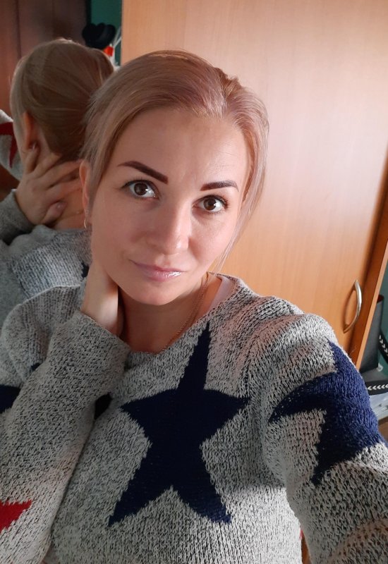 Anna • 37 • Türkiye