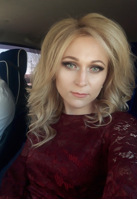 Anastasiya • 41 • Росія