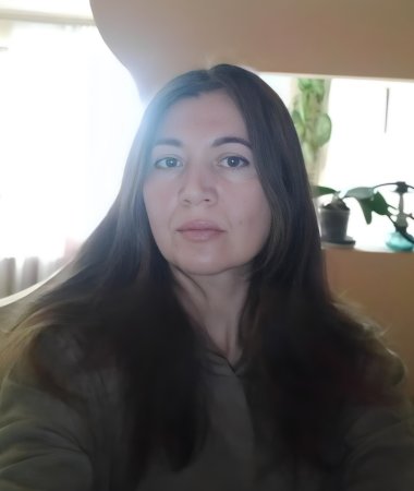 Yulia, 48