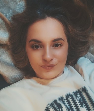 Anastasia , 31