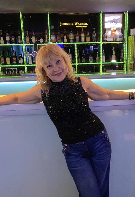 Olga • 59 • Russia