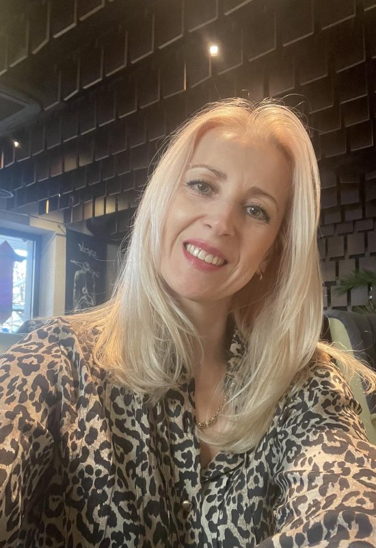 Svetlana • 54 • Ukraine 🇺🇦