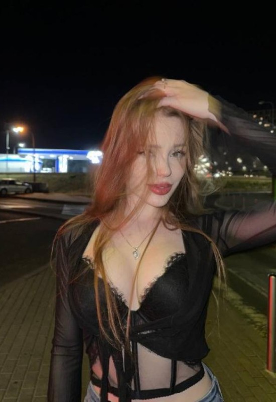 Lil • 21 • Russia