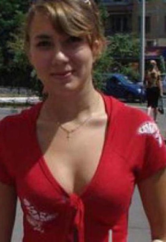 Tamara • 38 • Belgique