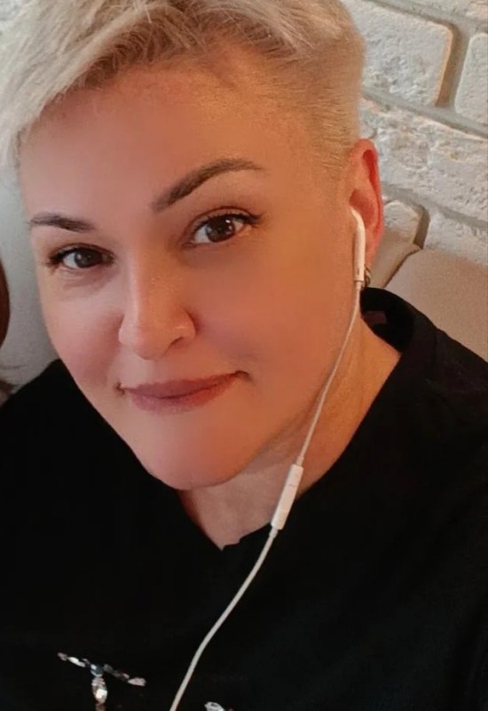 Alexandra • 50 • Россия