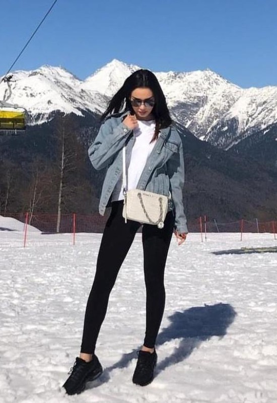 Natalia • 35 • Russie