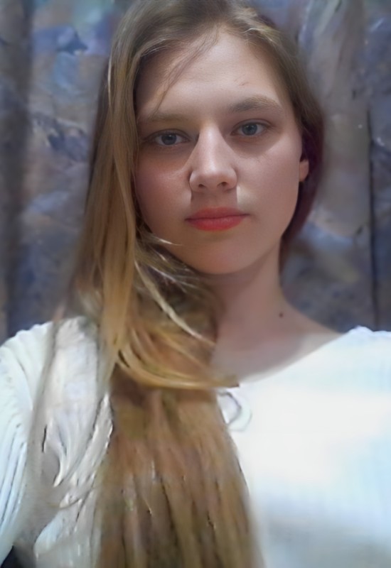 Nastia • 20 • Russia