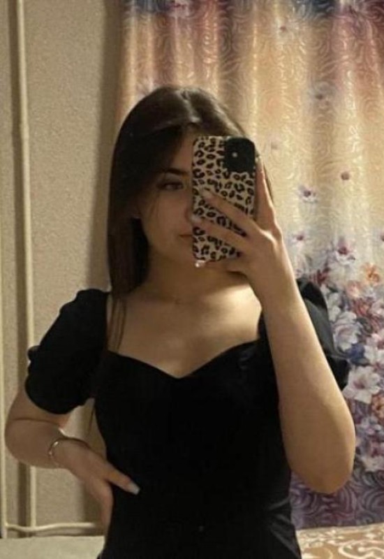 Ksenia • 21 • Russia