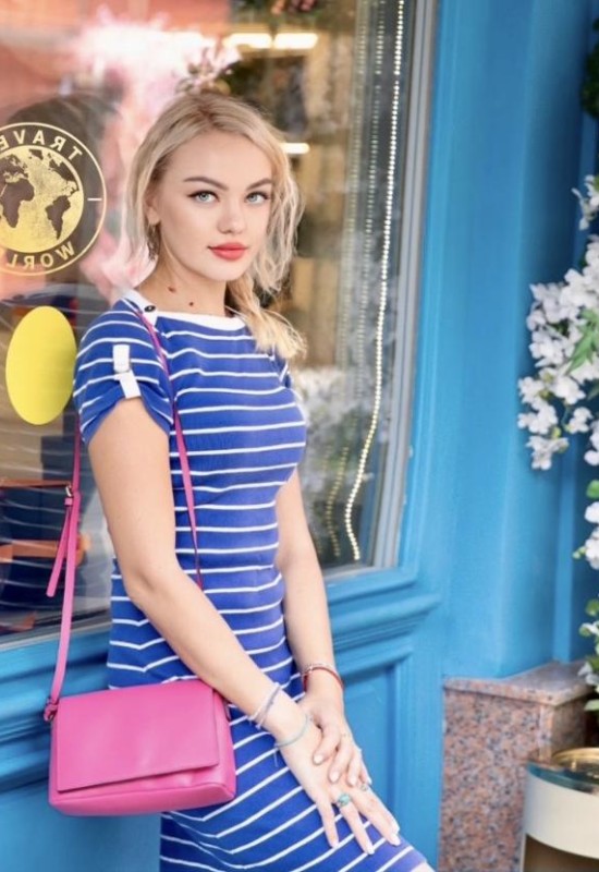 Zhali • 35 • Russia