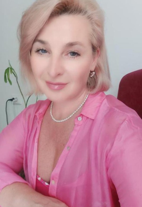 Natalia • 51 • Russia