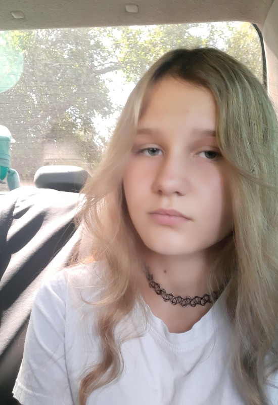 Anna • 19 • Russia