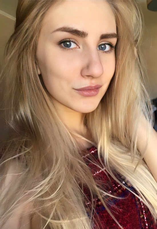 Inna • 37 • Ukraine 🇺🇦