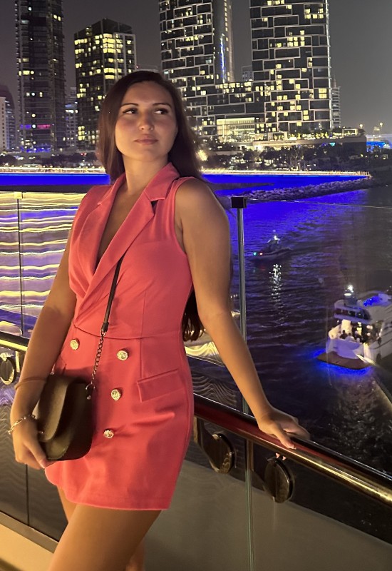 Karina • 28 • Russia