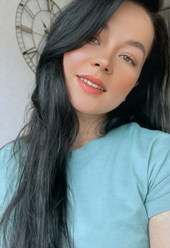 Julia • 33 • Géorgie