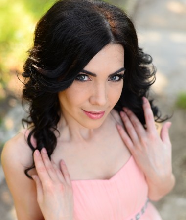 Nataliya, 44