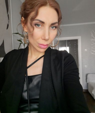 Arina, 45