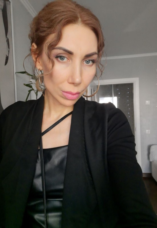 Arina • 44 • Білорусь