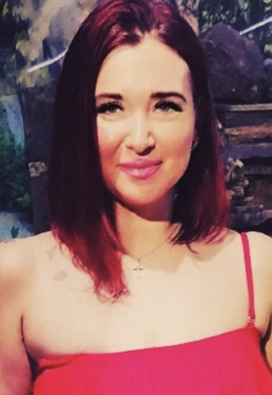 Nadia • 36 • Russie