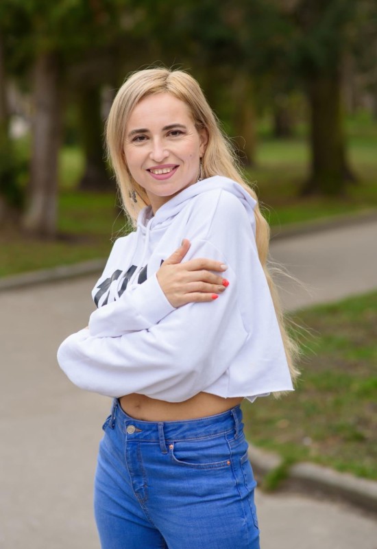 Nataliya • 50 • Ukraine