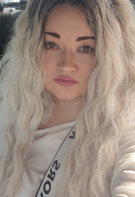 Maria • 40 • Білорусь