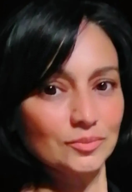 Karina  • 51 • Russie