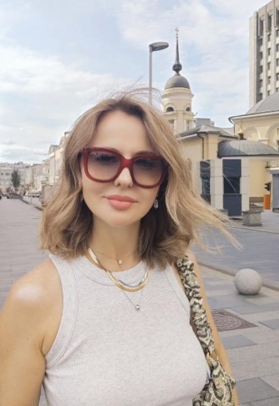 Verka • 42 • Russia