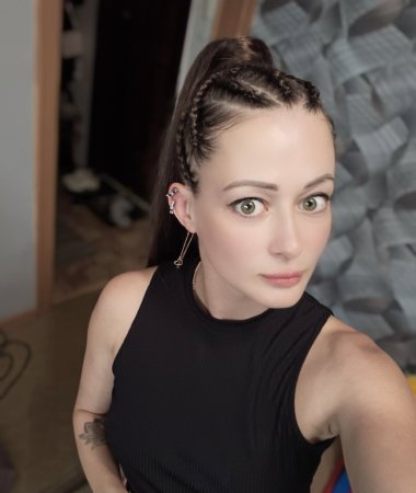 Lyubov, 42