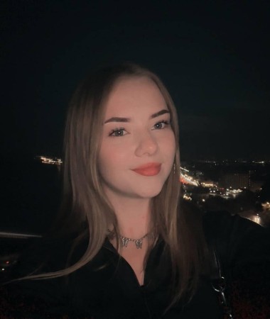 Daria, 27
