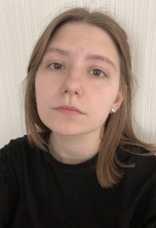 Alina • 22 • Russia